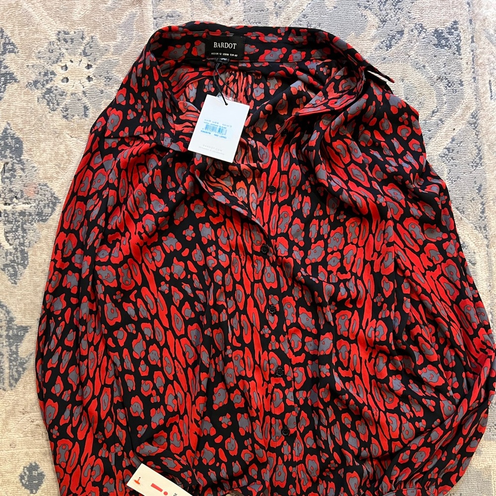 NWT Bardot Top